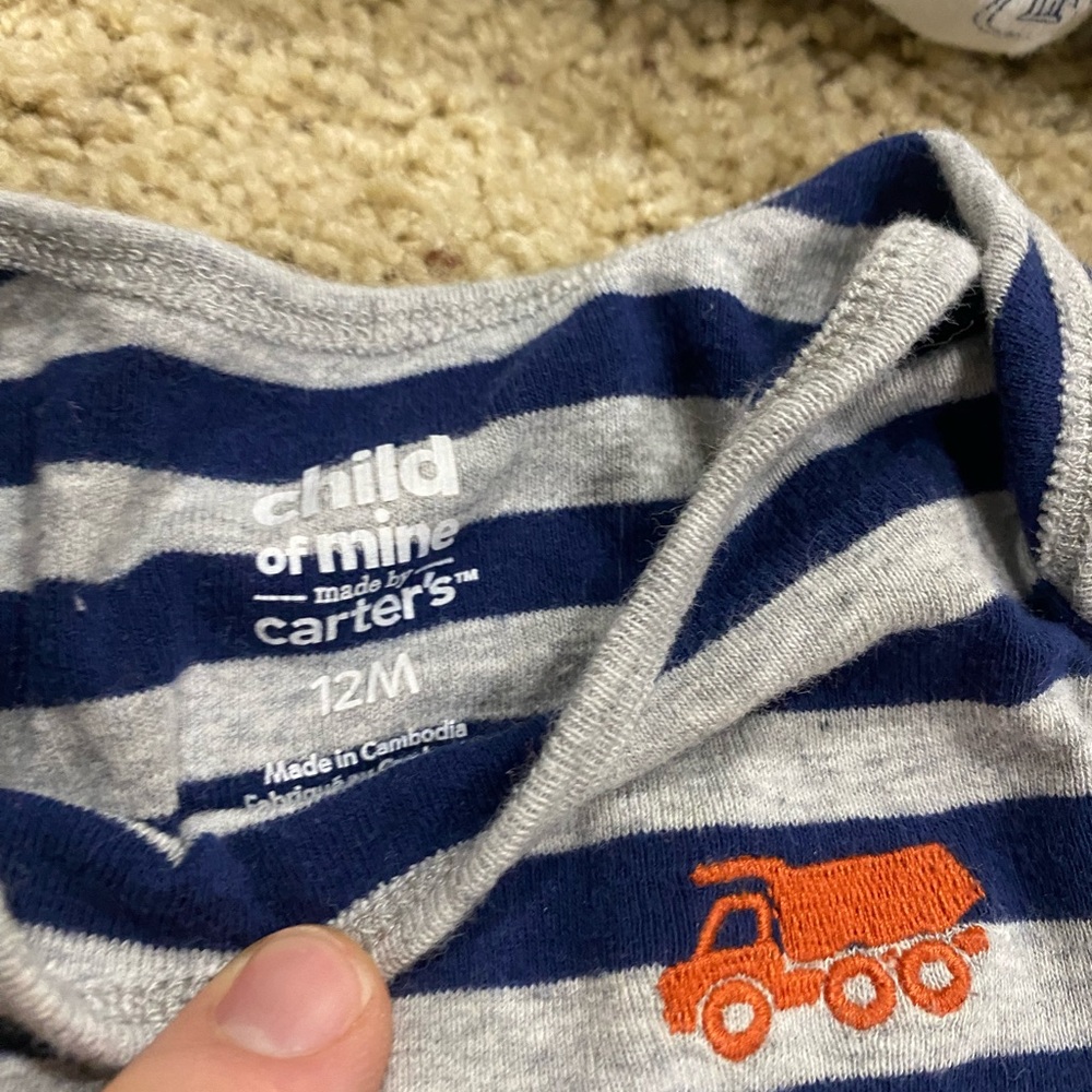 Carter's Blue, Gray, and White Kids Onesies- #128 - Picture 8 of 9